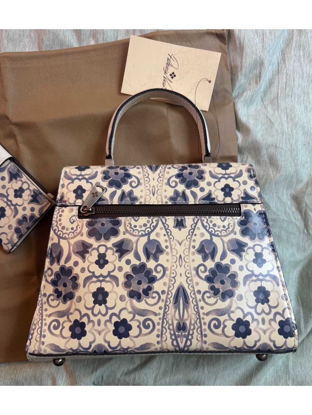 NWT Patricia Nash Italian Folklore Ilafiri Satchel & RFID Wallet Blue White - Picture 2 of 9